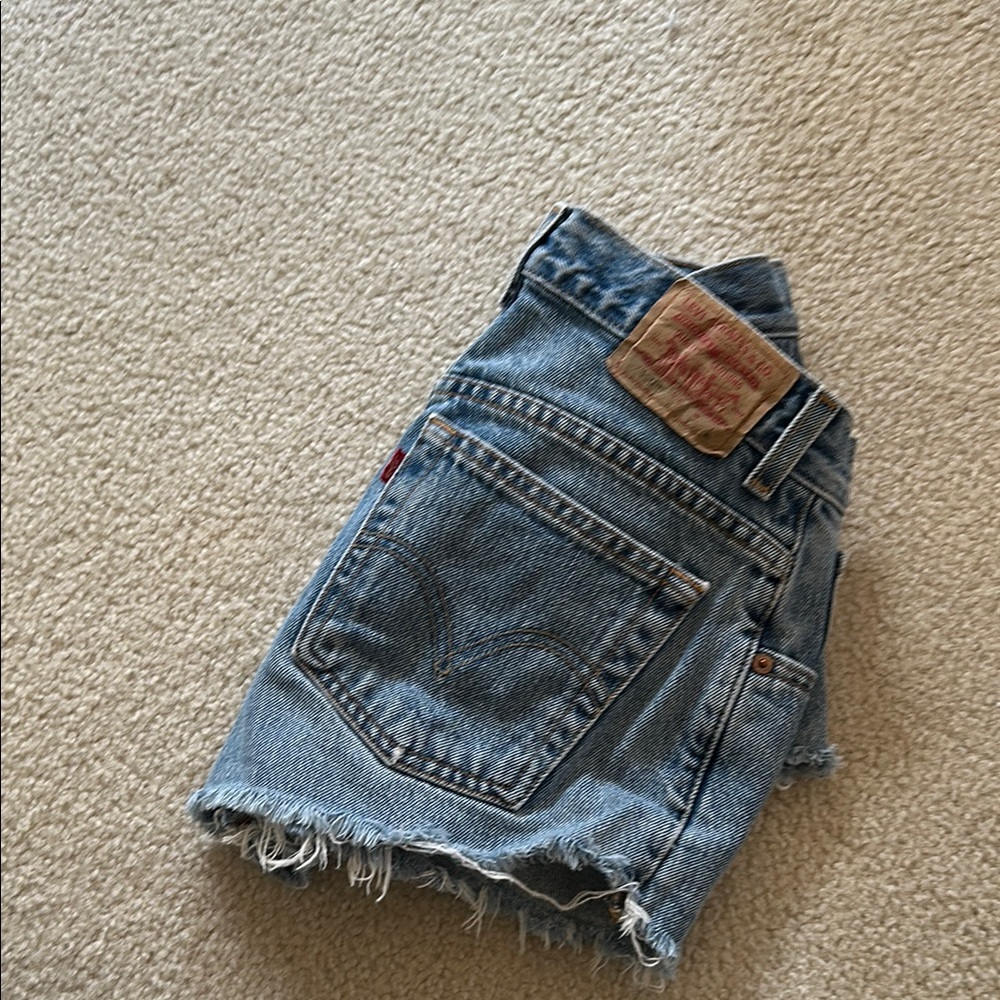 Levi’s women’s denim shorts 550 relaxed